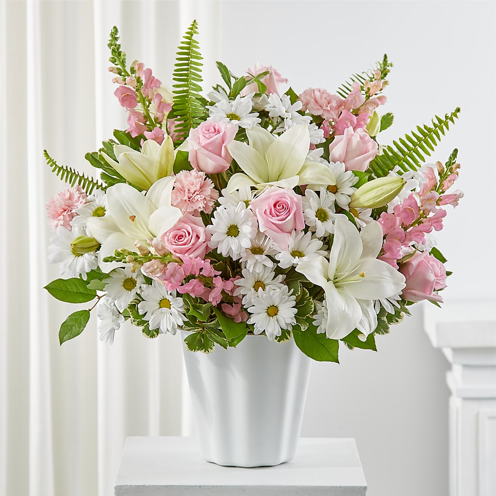 Soft Touch Tabletop Basket – Nix Florist, Hampton SC