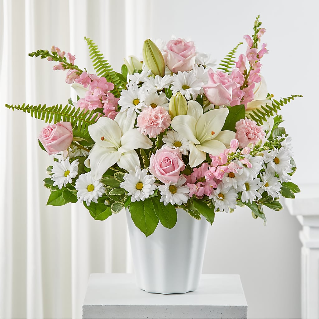Soft Touch Tabletop Basket – Nix Florist, Hampton SC