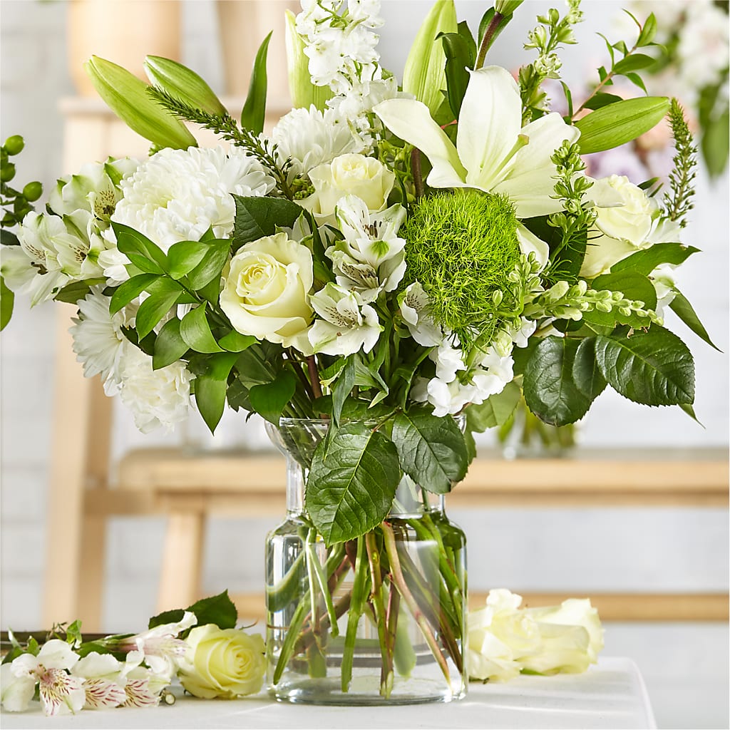 Classic Ivory – A Florist Original – Nix Florist, Hampton SC
