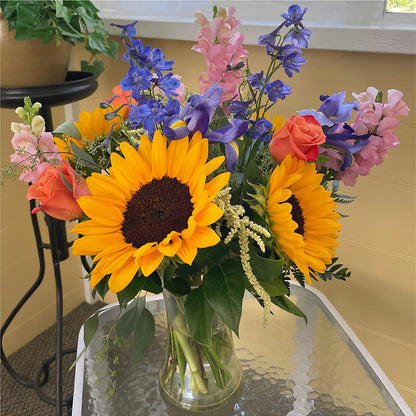 Rays of Life Bouquet –  Nix Florist, Hampton SC